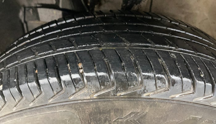 2022 Maruti New Wagon-R LXI 1.0, Petrol, Manual, 12,426 km, Left Front Tyre Tread