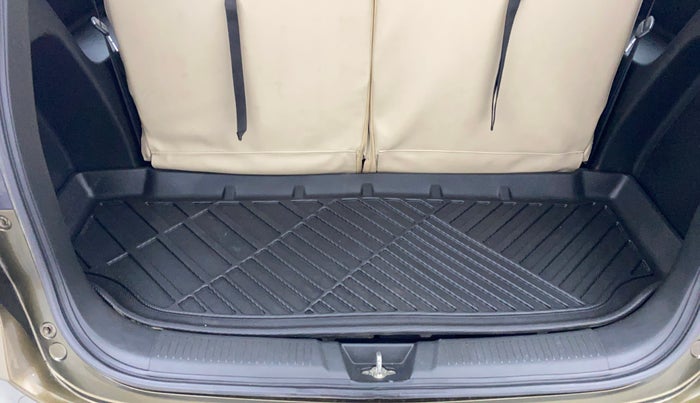 2019 Maruti XL6 ZETA MT, Petrol, Manual, 67,033 km, Boot Inside