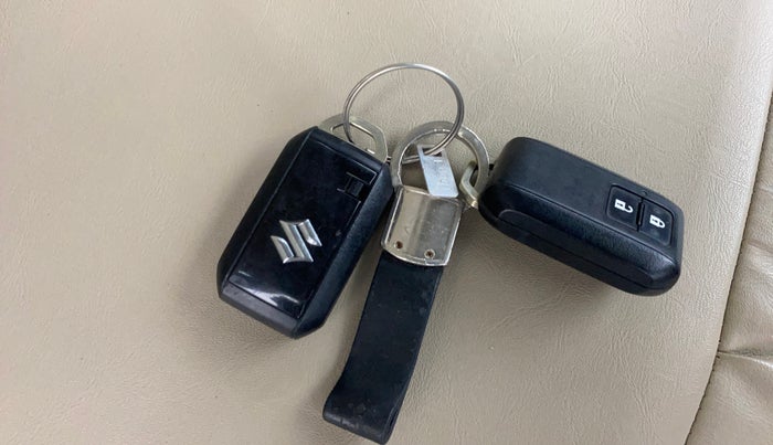 2019 Maruti XL6 ZETA MT, Petrol, Manual, 67,033 km, Key Close Up