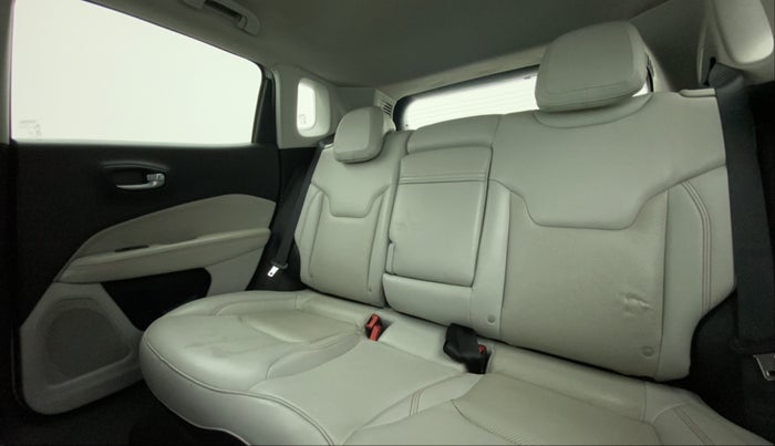 2018 Jeep Compass LIMITED 2.0 DIESEL, Diesel, Manual, 37,147 km, Right Side Rear Door Cabin