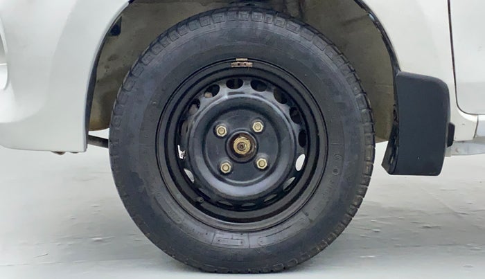 2016 Maruti Alto 800 LXI, Petrol, Manual, 31,729 km, Left Front Wheel