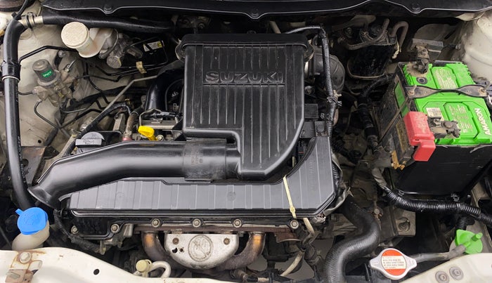 2014 Maruti Swift LXI, Petrol, Manual, 71,878 km, Engine View