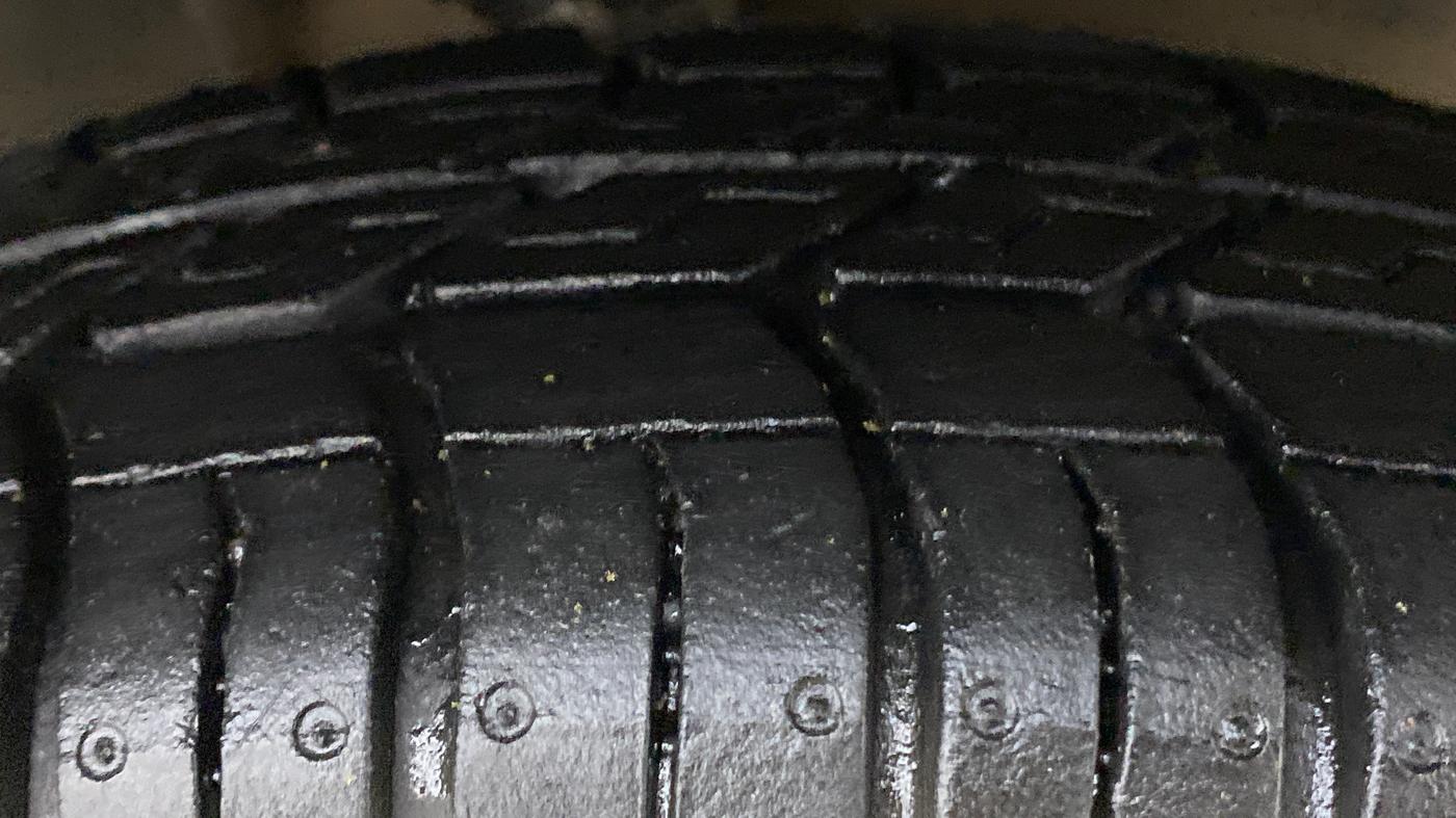 2014 Maruti Alto 800 LXI CNG, CNG, Manual, 26,197 km, Right Front Tyre Tread