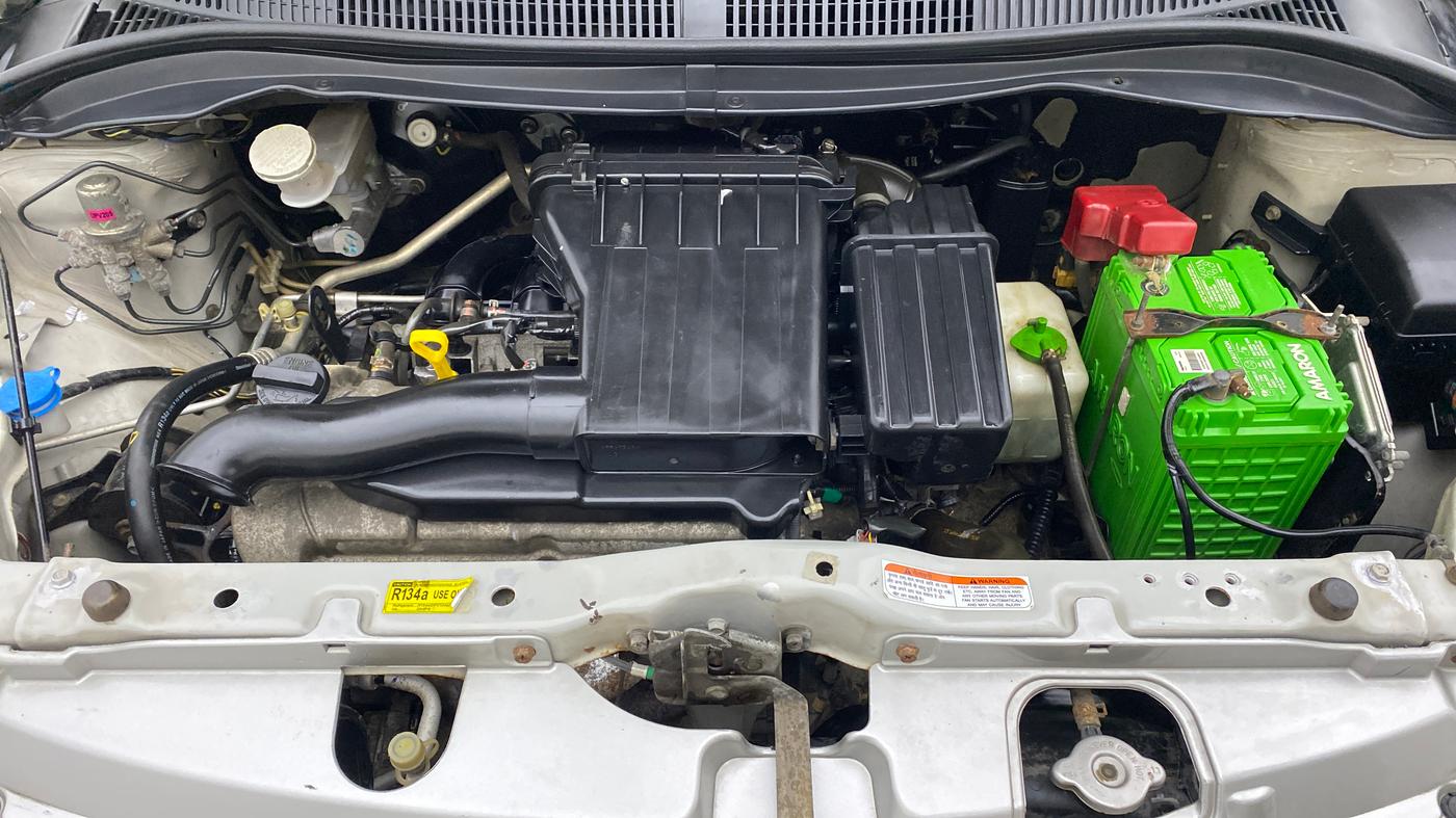 2011 Maruti Swift VXI D, Petrol, Manual, 53,025 km, Open Bonet