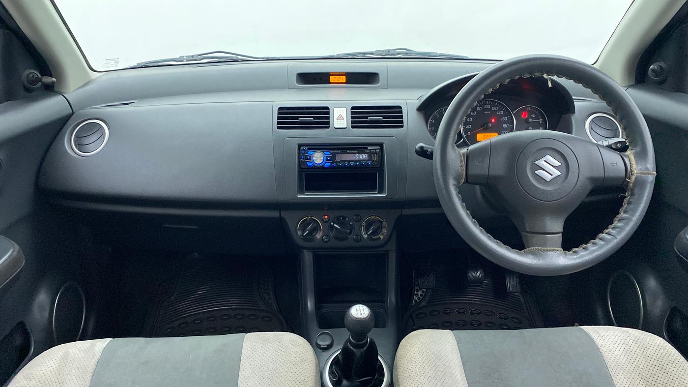 2011 Maruti Swift VXI D, Petrol, Manual, 53,025 km, Dashboard