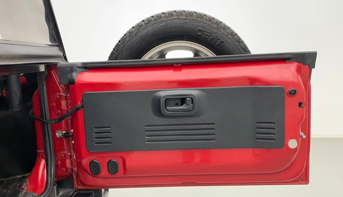 2020 Mahindra Thar LX  P 4WD AT CONVERTIBLE, Petrol, Automatic, 22,131 km, Boot Door Open