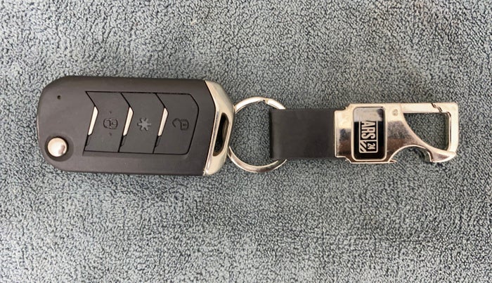 2020 Mahindra Thar LX  P 4WD AT CONVERTIBLE, Petrol, Automatic, 22,131 km, Key Close Up