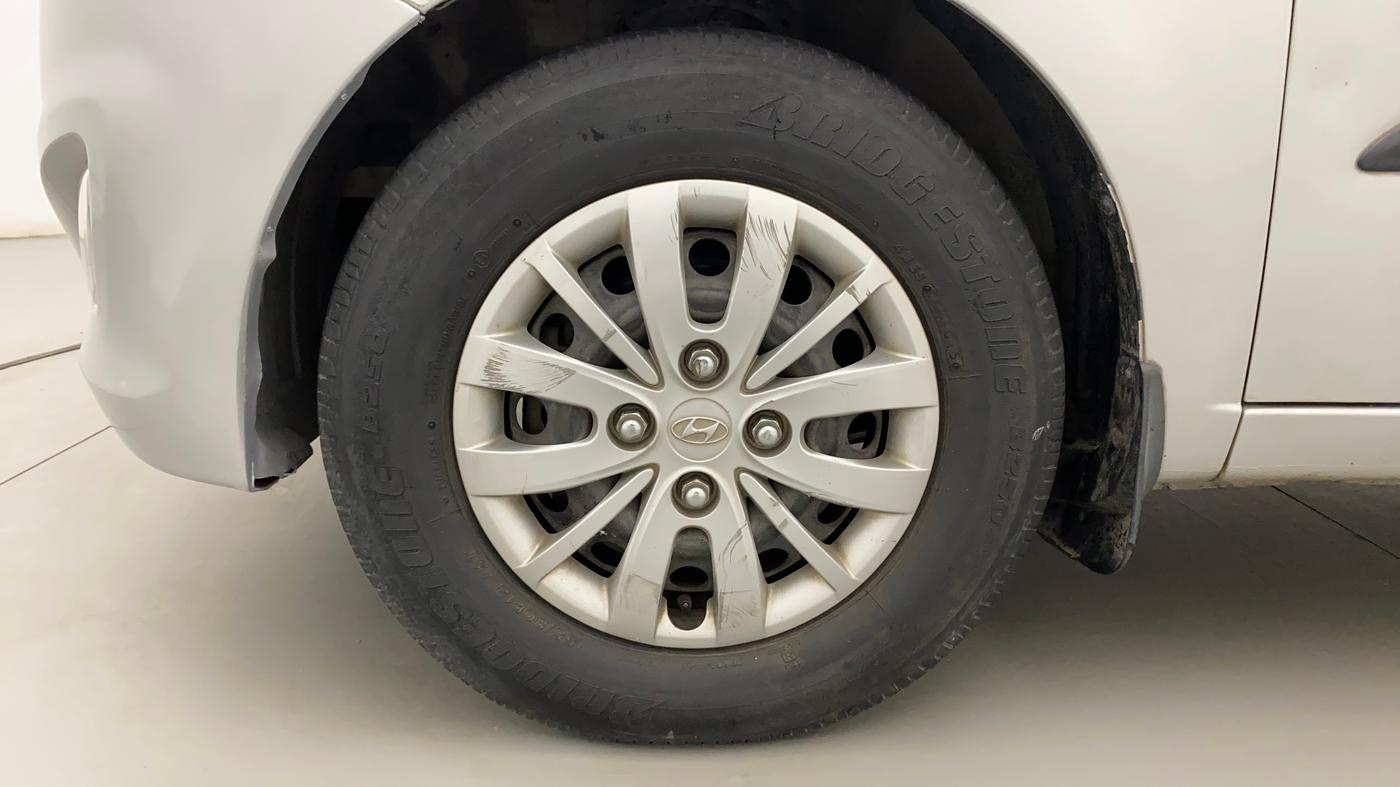 2015 Hyundai i10 SPORTZ 1.1, Petrol, Manual, 36,785 km, Left Front Wheel