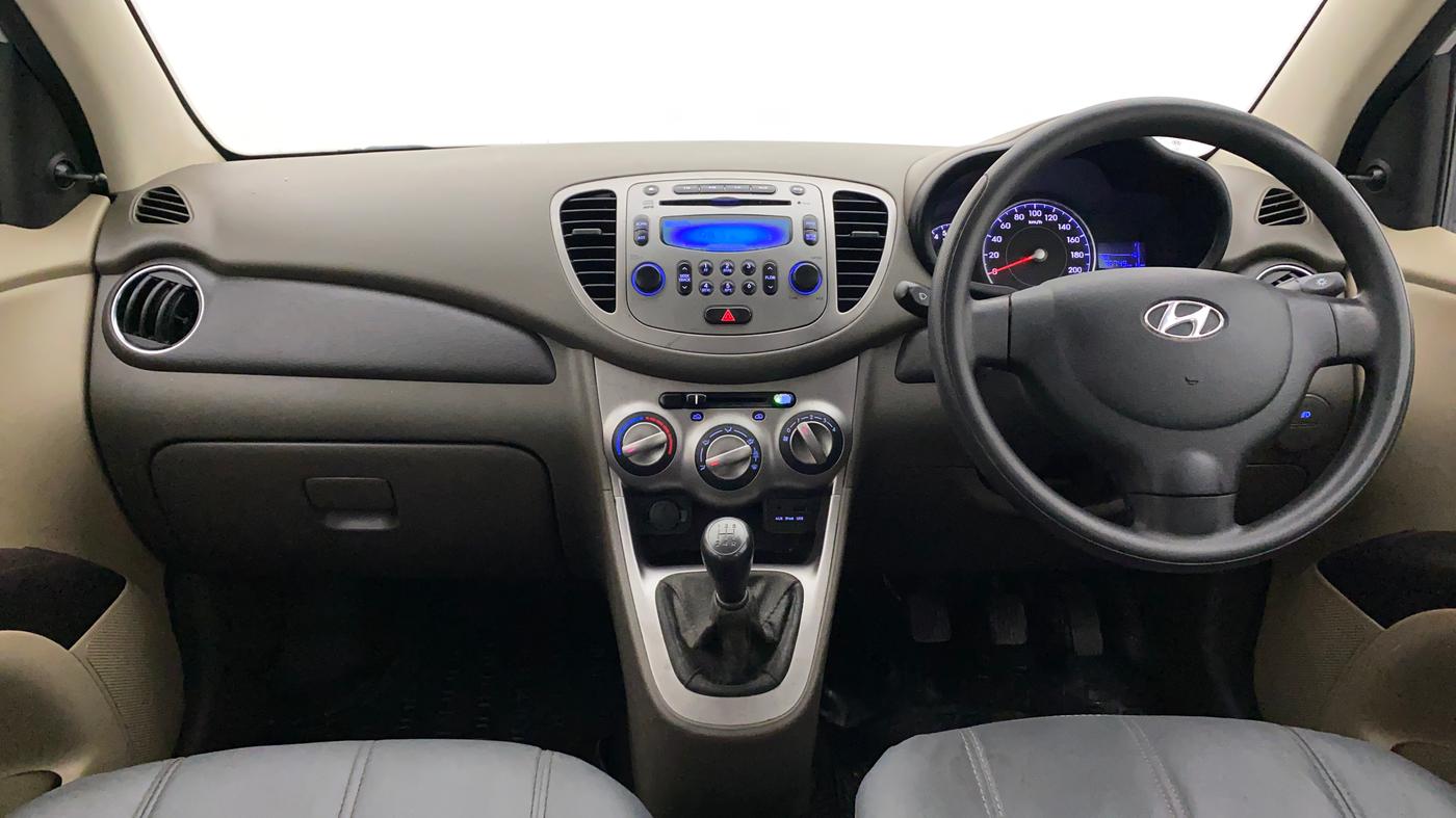 2015 Hyundai i10 SPORTZ 1.1, Petrol, Manual, 36,785 km, Dashboard