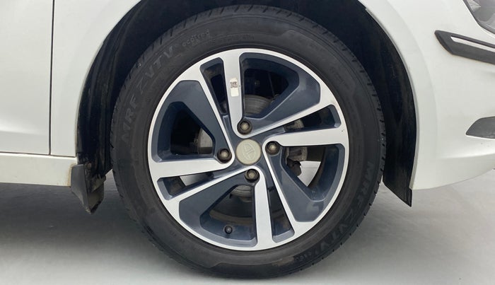 2020 Tata ALTROZ XZ 1.2, Petrol, Manual, 9,291 km, Right Front Wheel