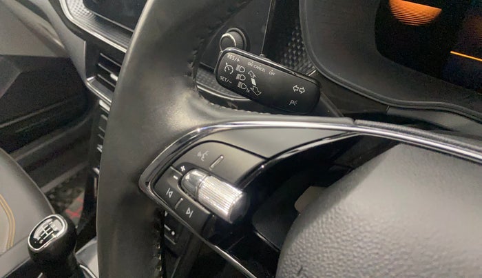 2022 Skoda KUSHAQ STYLE 1.0L TSI MT, Petrol, Manual, 31,741 km, Adaptive Cruise Control