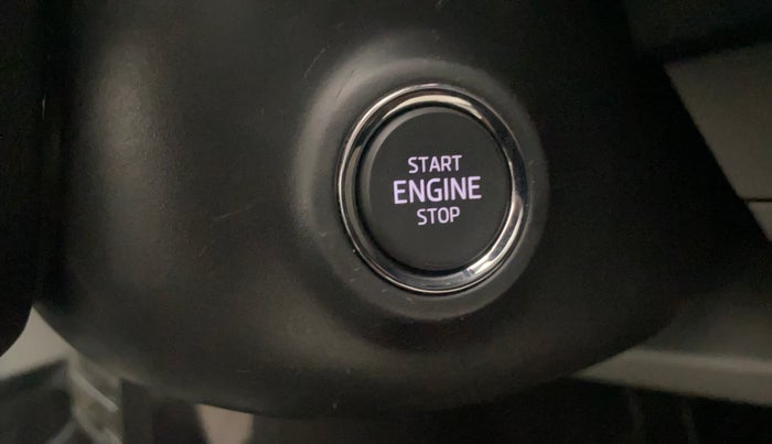2022 Skoda KUSHAQ STYLE 1.0L TSI MT, Petrol, Manual, 31,741 km, Keyless Start/ Stop Button