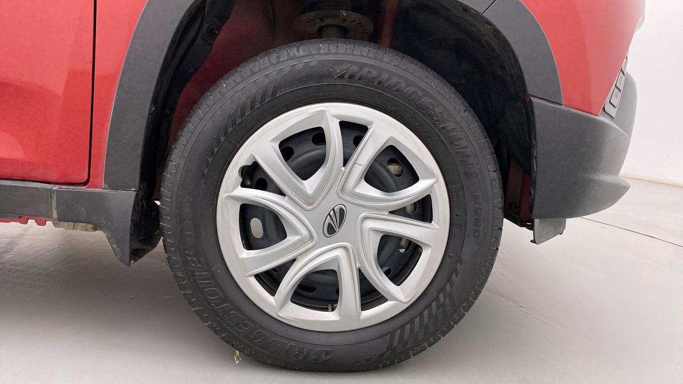 2017 Mahindra Kuv100 K4 5 STR, Petrol, Manual, 8,243 km, Right Front Wheel