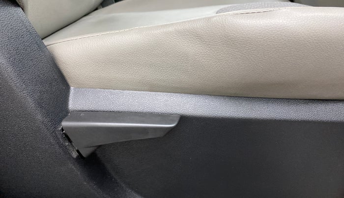 2017 Mahindra Kuv100 K4 5 STR, Petrol, Manual, 8,243 km, Driver Side Adjustment Panel