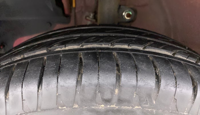 2017 Mahindra Kuv100 K4 5 STR, Petrol, Manual, 8,243 km, Left Front Tyre Tread