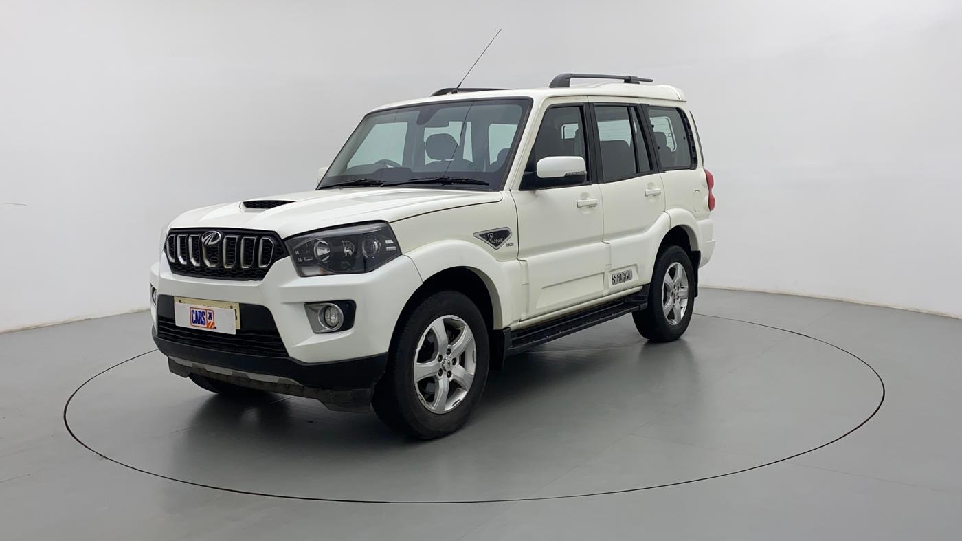 2017 Mahindra Scorpio S11, Diesel, Manual, 36,918 km, Left Front Diagonal