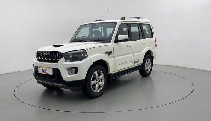 2017 Mahindra Scorpio S11, Diesel, Manual, 36,918 km, Left Front Diagonal