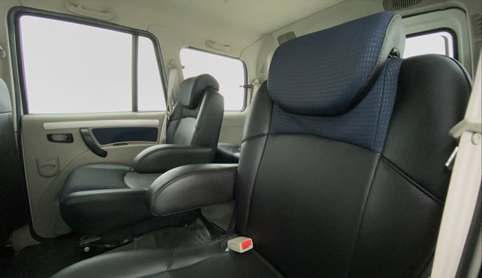 2017 Mahindra Scorpio S11, Diesel, Manual, 36,918 km, Right Side Rear Door Cabin