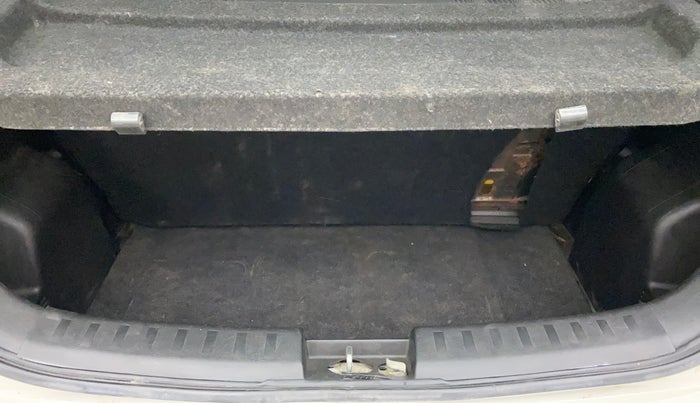 2013 Maruti Swift VXI, Petrol, Manual, 46,822 km, Boot Inside