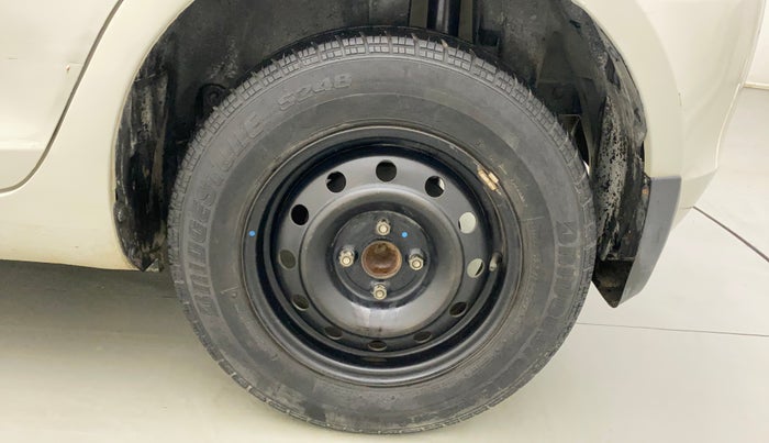 2013 Maruti Swift VXI, Petrol, Manual, 46,822 km, Left Rear Wheel