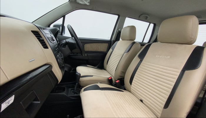 2017 Maruti Wagon R 1.0 VXI AMT, Petrol, Automatic, 34,583 km, Right Side Front Door Cabin