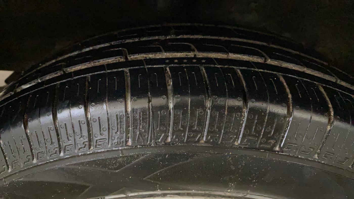 2018 Toyota YARIS V MT, Petrol, Manual, 97,410 km, Right Rear Tyre Tread