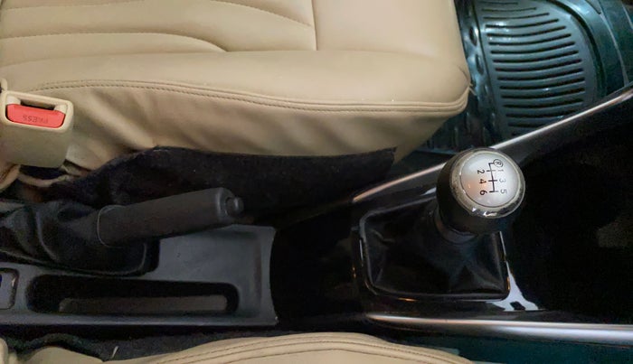 2018 Toyota YARIS V MT, Petrol, Manual, 97,410 km, Gear Lever