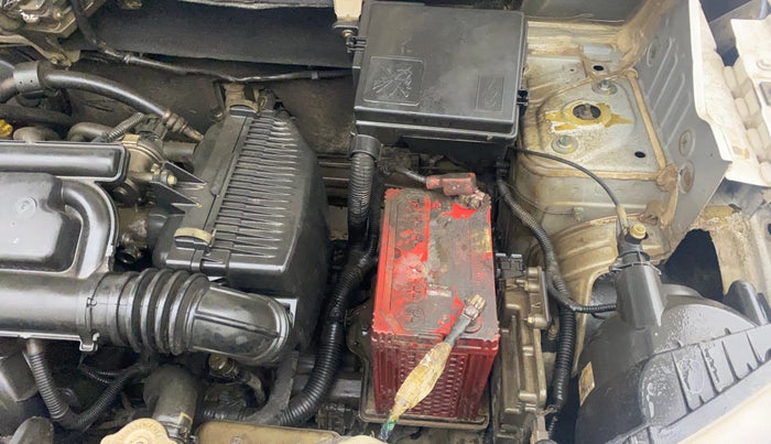 2016 Renault Kwid RXT 1.0 AMT, Petrol, Automatic, 42,049 km, Engine View - Left