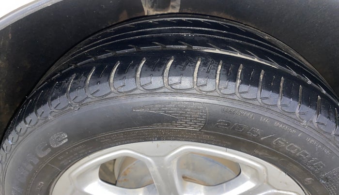 2018 Ford Ecosport TITANIUM + 1.5L PETROL AT, Petrol, Automatic, 73,777 km, Right Rear Tyre Tread