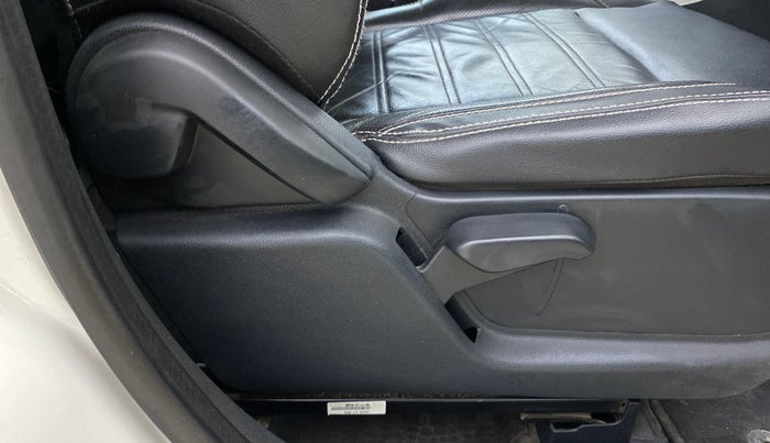 2018 Ford Ecosport TITANIUM + 1.5L PETROL AT, Petrol, Automatic, 73,777 km, Driver Side Adjustment Panel