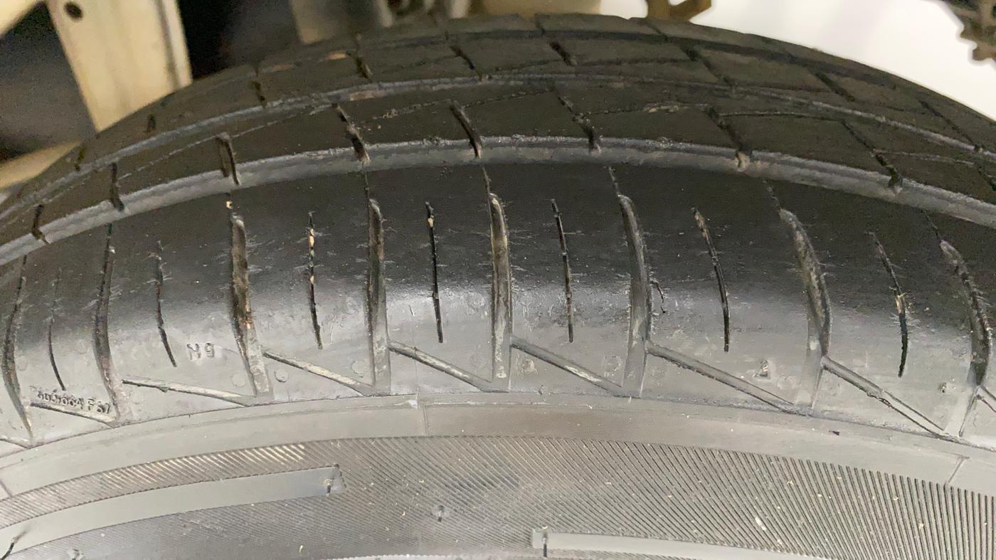 2021 Maruti Alto VXI, Petrol, Manual, 11,556 km, Left Rear Tyre Tread