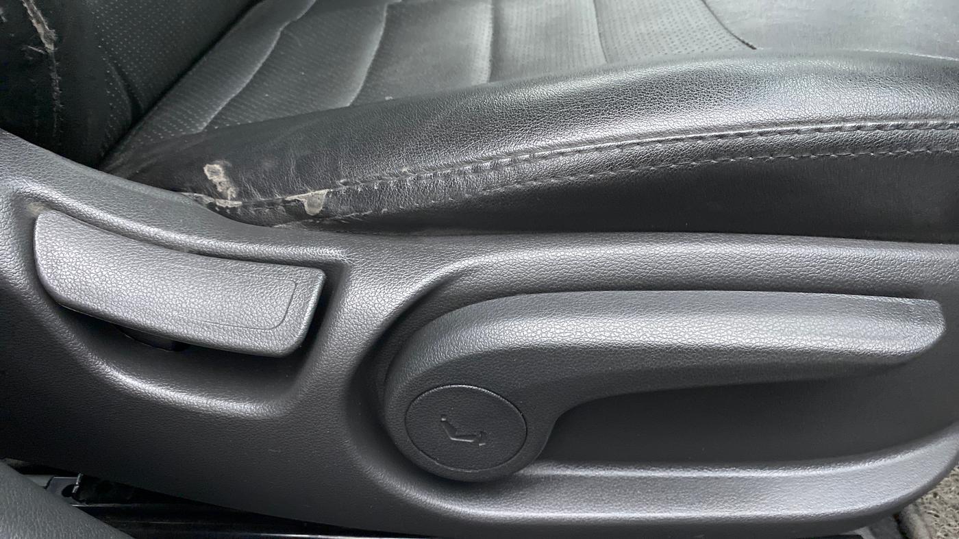 2018 Hyundai New Elantra 2.0 S PETROL, Petrol, Manual, 59,230 km, Driver Side Adjustment Panel