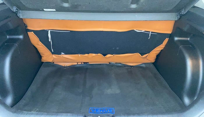 2021 Hyundai VENUE SX 1.0 TURBO IMT, Petrol, Manual, 3,835 km, Boot Inside