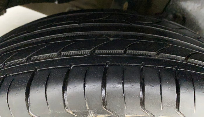 2020 Hyundai Creta EX 1.5 DIESEL, Diesel, Manual, 92,108 km, Right Rear Tyre Tread