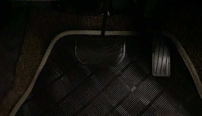 2016 Maruti Celerio ZXI AMT, Petrol, Automatic, 38,774 km, Pedals