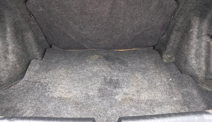 2013 Honda Amaze 1.2 VXMT I VTEC, Petrol, Manual, 82,083 km, Boot Inside
