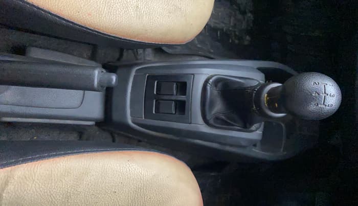 2016 Maruti Alto 800 VXI, Petrol, Manual, 76,954 km, Gear Lever