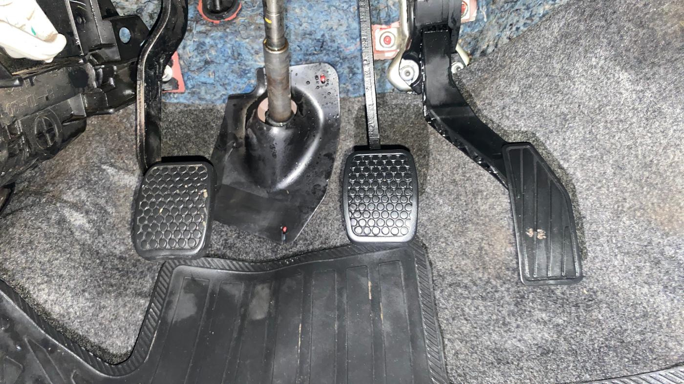 2016 Maruti Alto 800 VXI, Petrol, Manual, 76,954 km, Pedals