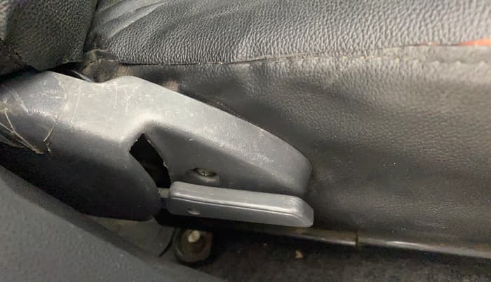 2016 Maruti Alto 800 VXI, Petrol, Manual, 76,954 km, Driver Side Adjustment Panel