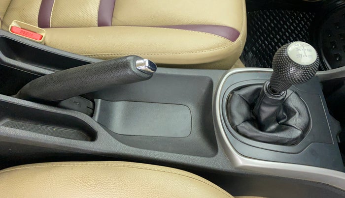 2018 Honda City V MT PETROL, Petrol, Manual, 61,522 km, Gear Lever