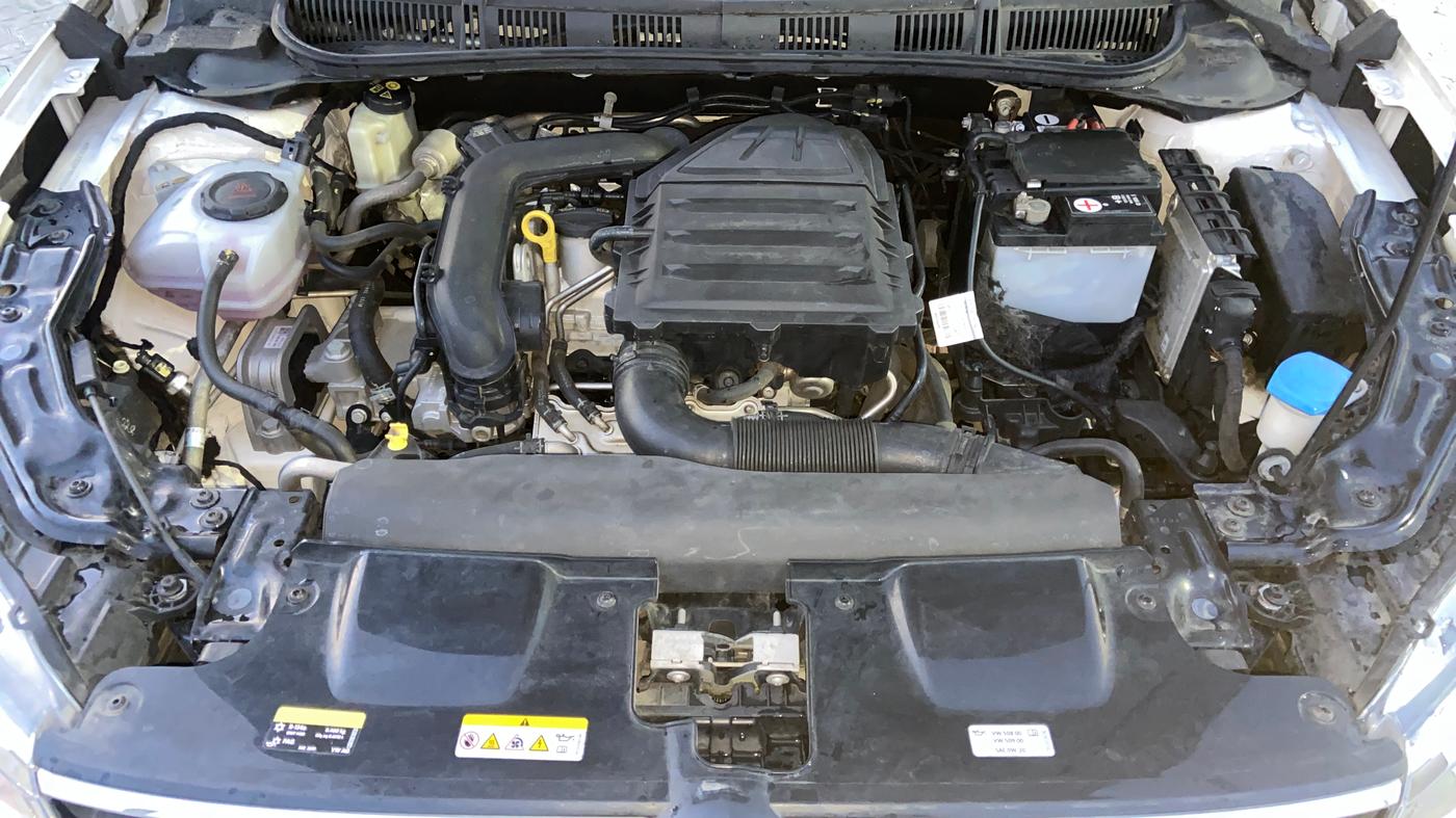 2022 Volkswagen VIRTUS HIGHLINE TSI 1.0 MT, Petrol, Manual, 79,865 km, Engine View