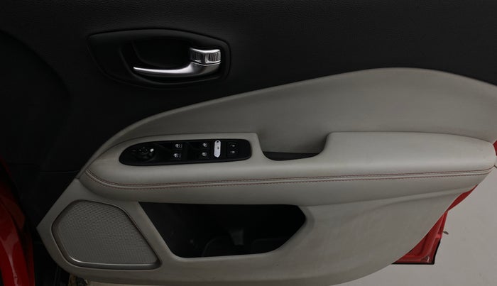 2018 Jeep Compass LIMITED 1.4 PETROL AT, Petrol, Automatic, 37,866 km, Driver Side Door Panels Control