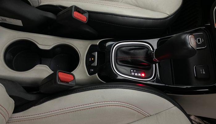 2018 Jeep Compass LIMITED 1.4 PETROL AT, Petrol, Automatic, 37,866 km, Gear Lever