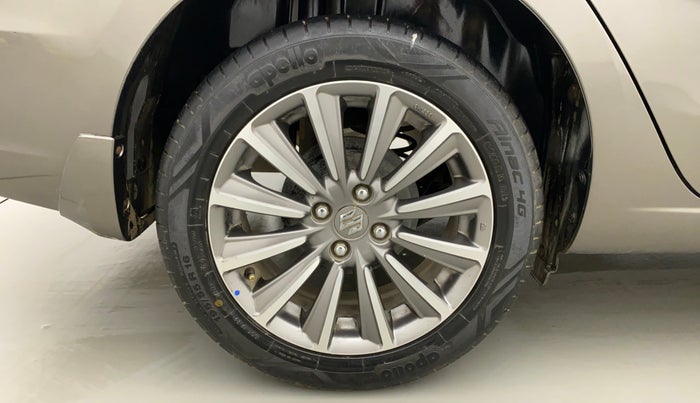 2020 Maruti Ciaz ALPHA 1.5 SHVS PETROL, Petrol, Manual, 27,344 km, Right Rear Wheel