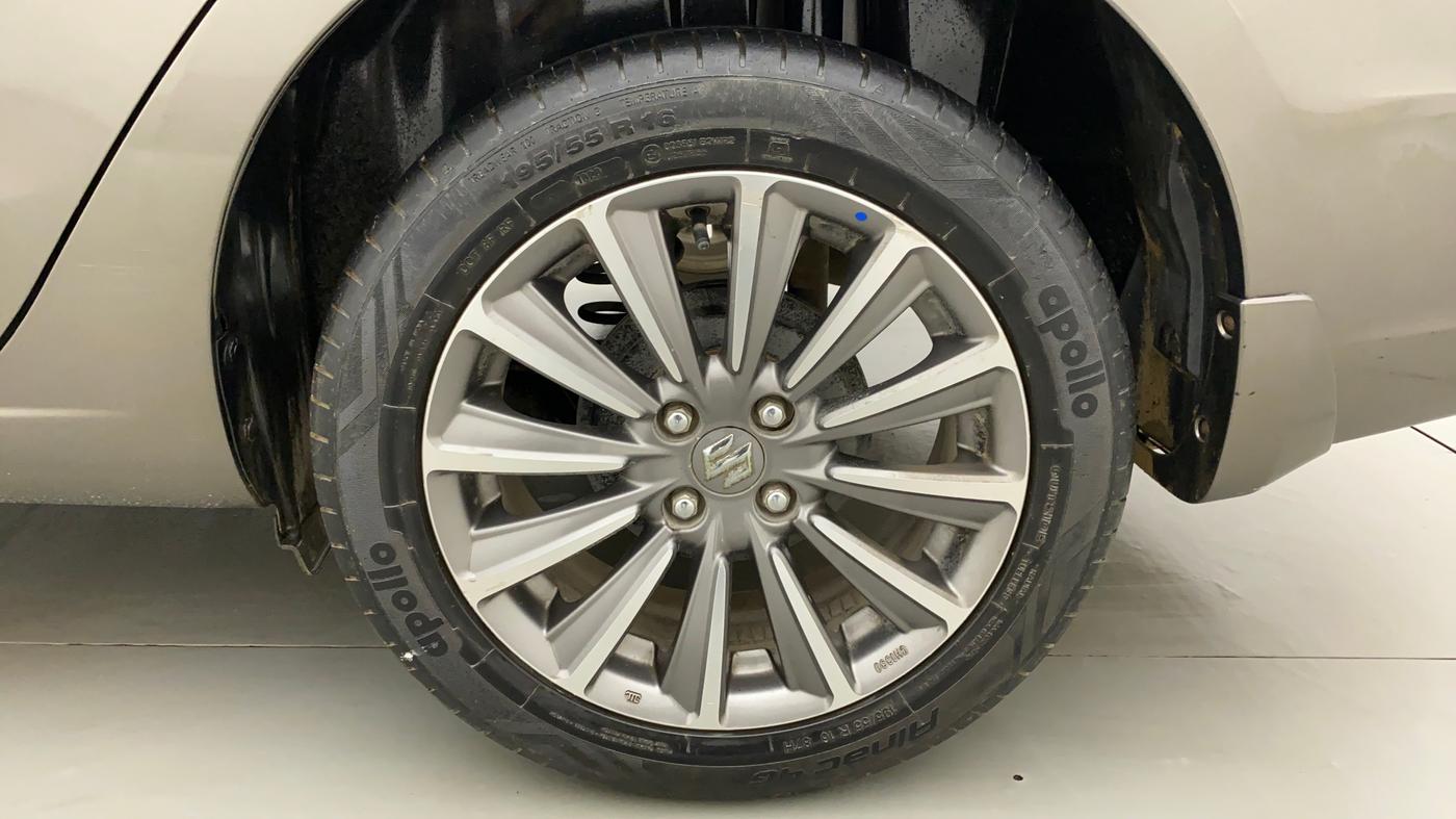 2020 Maruti Ciaz ALPHA 1.5 SHVS PETROL, Petrol, Manual, 27,344 km, Left Rear Wheel