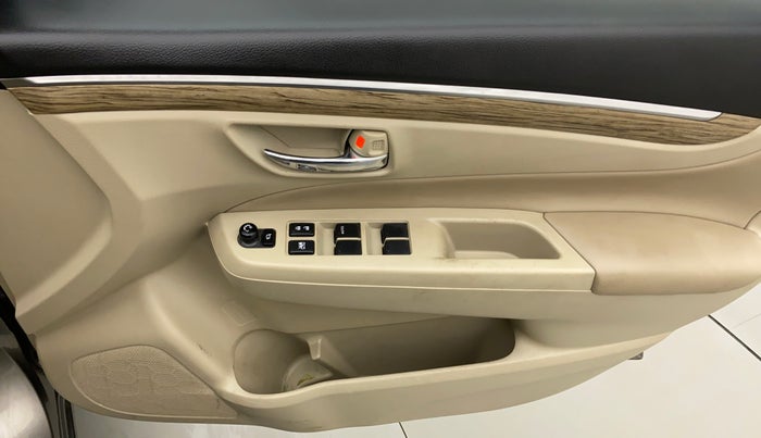 2020 Maruti Ciaz ALPHA 1.5 SHVS PETROL, Petrol, Manual, 27,344 km, Driver Side Door Panels Control