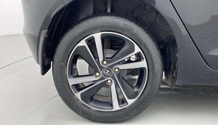 2021 Tata ALTROZ XZ PLUS PETROL DARK EDITION, Petrol, Manual, 30,933 km, Right Rear Wheel