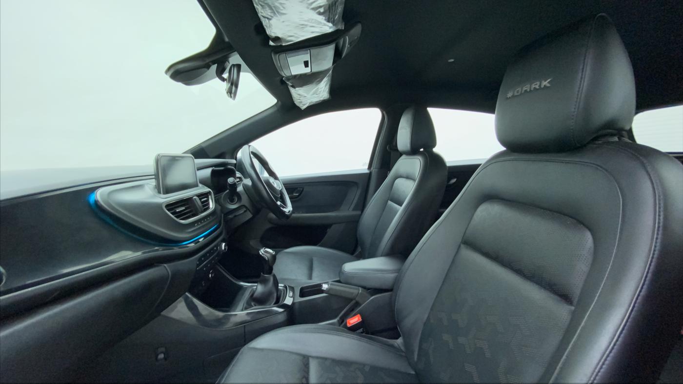 2021 Tata ALTROZ XZ PLUS PETROL DARK EDITION, Petrol, Manual, 30,933 km, Right Side Front Door Cabin