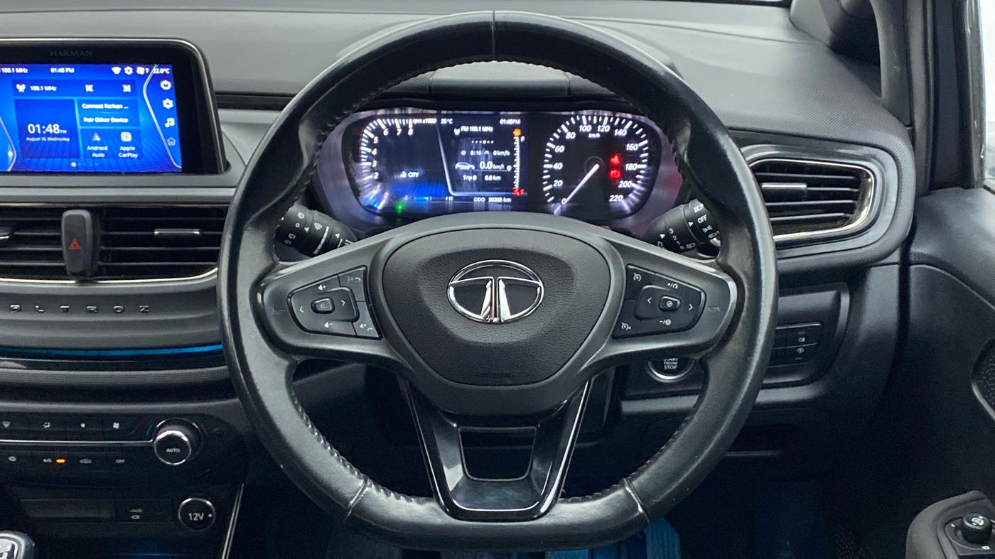 2021 Tata ALTROZ XZ PLUS PETROL DARK EDITION, Petrol, Manual, 30,933 km, Steering Wheel Close Up