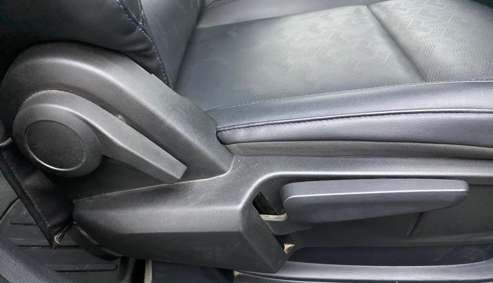 2021 Tata ALTROZ XZ PLUS PETROL DARK EDITION, Petrol, Manual, 30,933 km, Driver Side Adjustment Panel